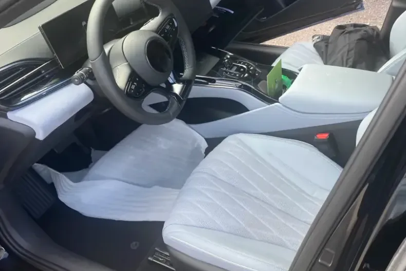 BYD SEAL din 2025 cu 17.000 km - oferta BYD157797 - foto 5