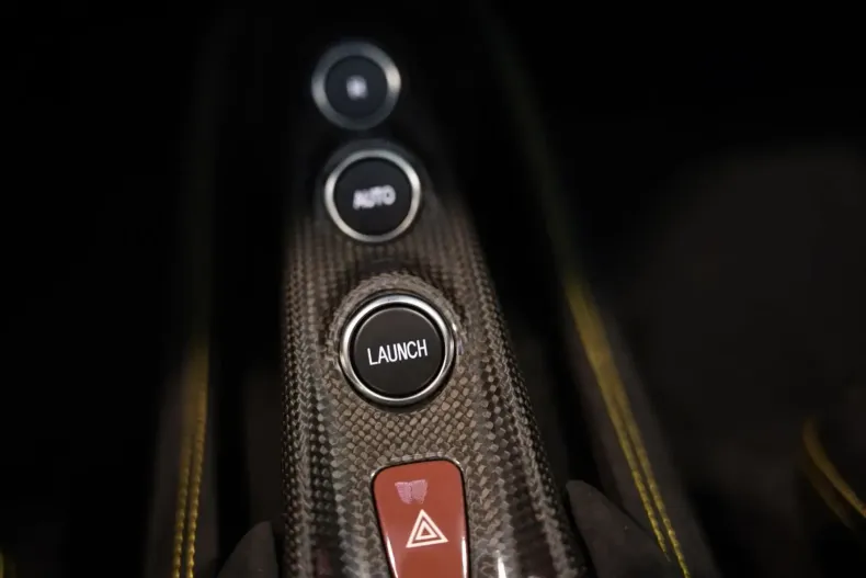 Ferrari F8 din 2023 cu 4.500 km - oferta FER157800 - foto 38