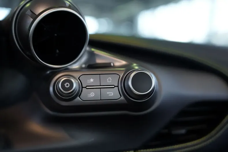 Ferrari F8 din 2023 cu 4.500 km - oferta FER157800 - foto 41