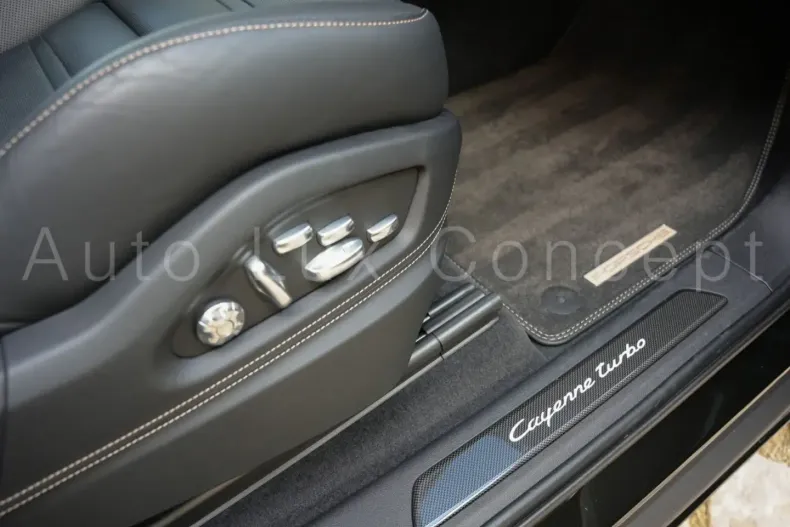 Porsche Cayenne din 2022 cu 26.520 km - oferta POR157802 - foto 15