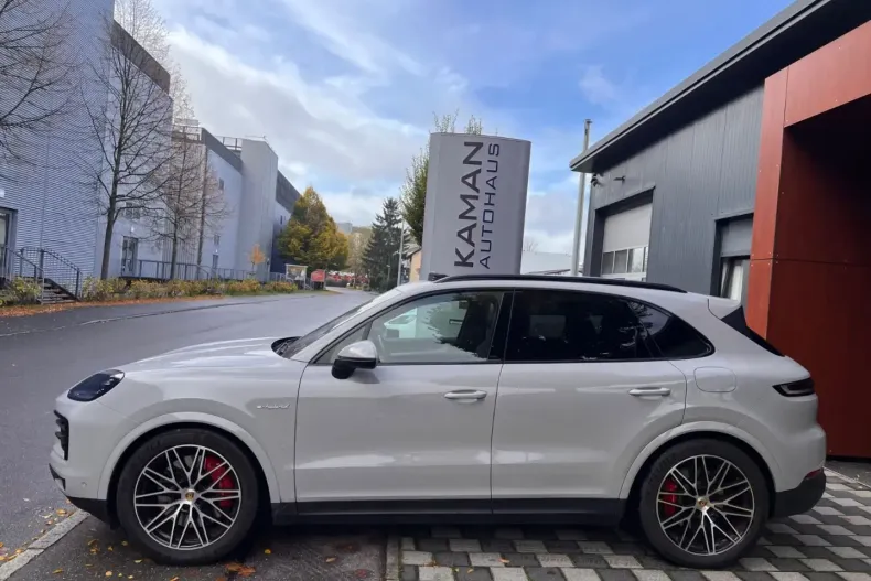 Porsche Cayenne din 2024 cu 23.400 km - oferta POR157803 - foto 29