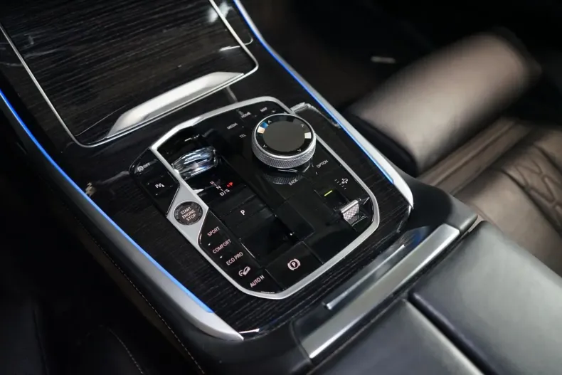 BMW X7 din 2024 cu 44.424 km - oferta BMW157805 - foto 25