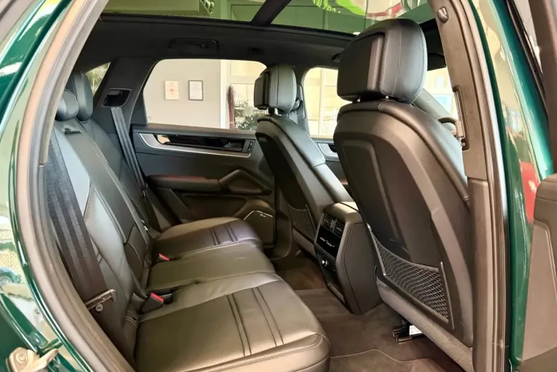 Porsche Cayenne din 2024 cu 48.298 km - oferta POR157807 - foto 15