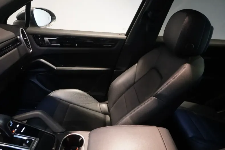 Porsche Cayenne din 2020 cu 90.000 km - oferta POR157808 - foto 9