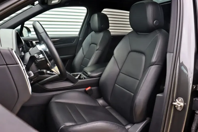 Porsche Cayenne din 2021 cu 61.500 km - oferta POR157809 - foto 12