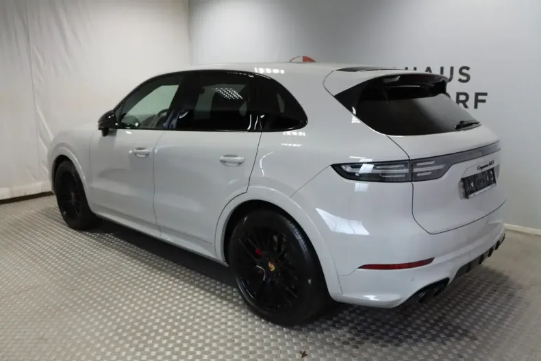 Porsche Cayenne din 2022 cu 52.900 km - oferta POR157810 - foto 3