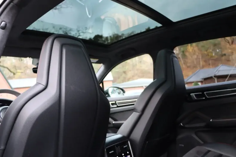 Porsche Cayenne din 2022 cu 52.900 km - oferta POR157810 - foto 26