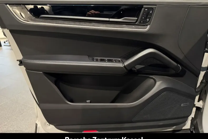 Porsche Cayenne din 2024 cu 21.900 km - oferta POR157812 - foto 29