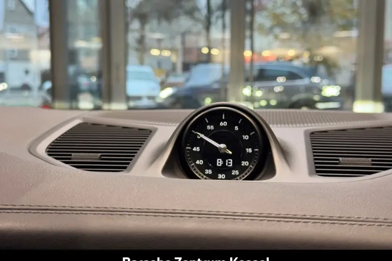 Porsche Cayenne din 2024 cu 21.900 km - oferta POR157812 - foto 37