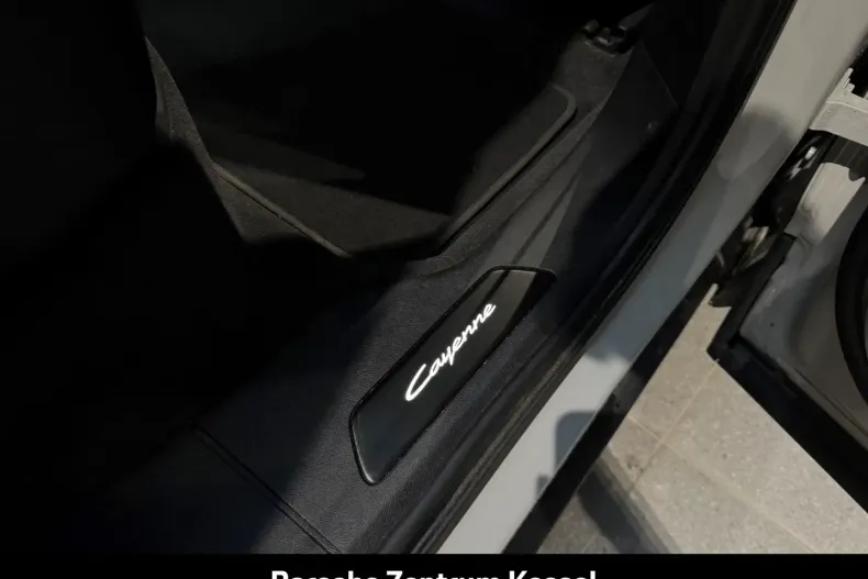 Porsche Cayenne din 2024 cu 21.900 km - oferta POR157812 - foto 43