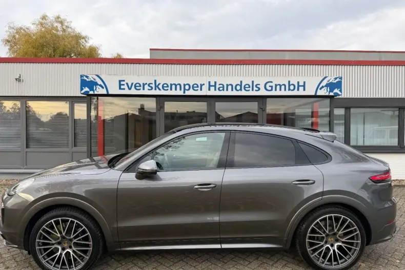 Porsche Cayenne din 2022 cu 46.700 km - oferta POR157814 - foto 5