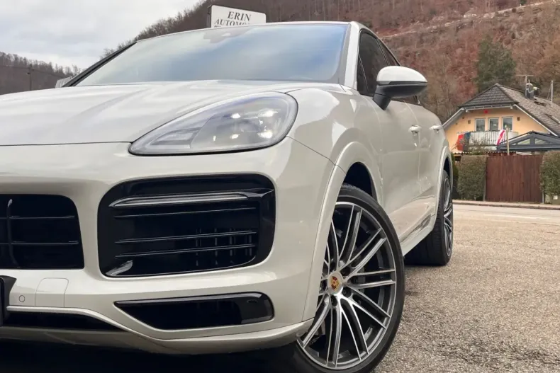 Porsche Cayenne din 2022 cu 22.400 km - oferta POR157815 - foto 9