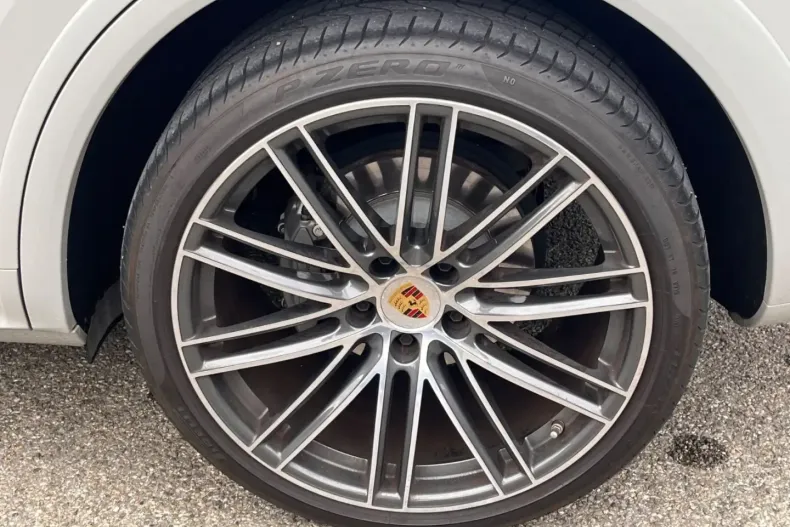 Porsche Cayenne din 2022 cu 22.400 km - oferta POR157815 - foto 10