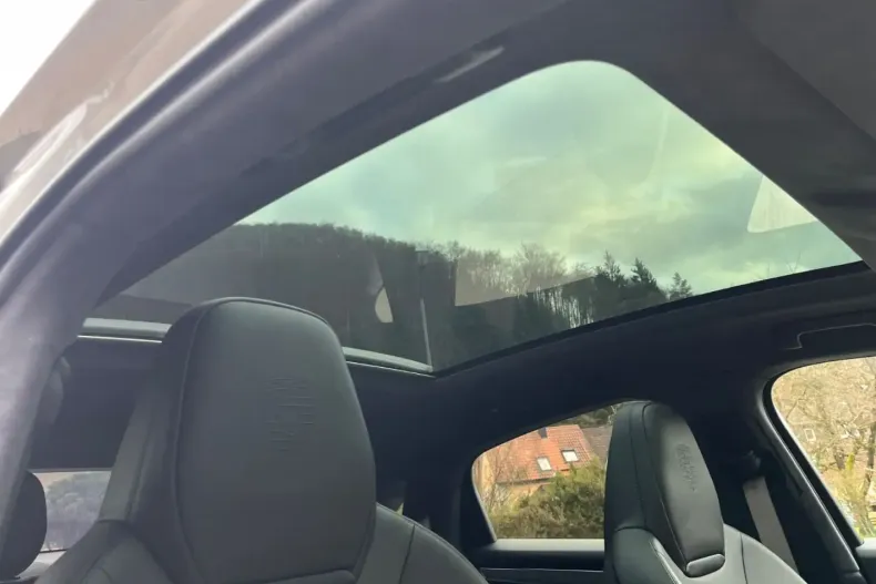 Porsche Cayenne din 2022 cu 22.400 km - oferta POR157815 - foto 21