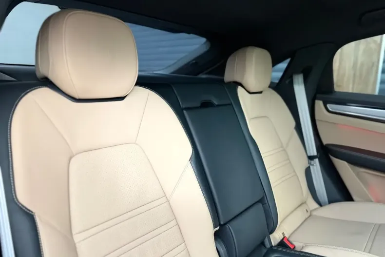 Porsche Cayenne din 2023 cu 32.000 km - oferta POR157816 - foto 38