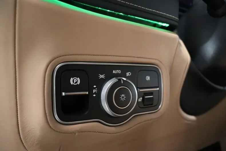 Mercedes-Benz G 63 AMG din 2024 cu 4.548 km - oferta MER157818 - foto 17