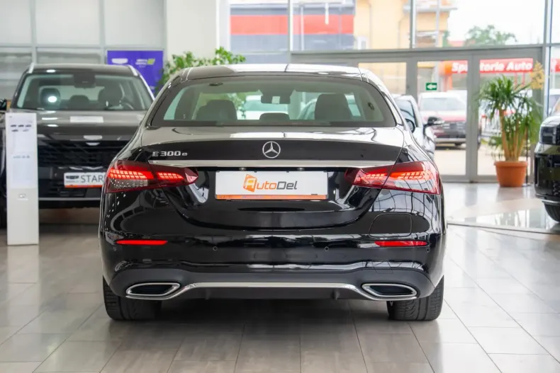 Mercedes-Benz 300e din 2021 cu 117.338 km - oferta MER157831 - foto 6
