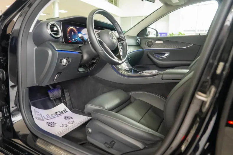 Mercedes-Benz 300e din 2021 cu 117.338 km - oferta MER157831 - foto 9