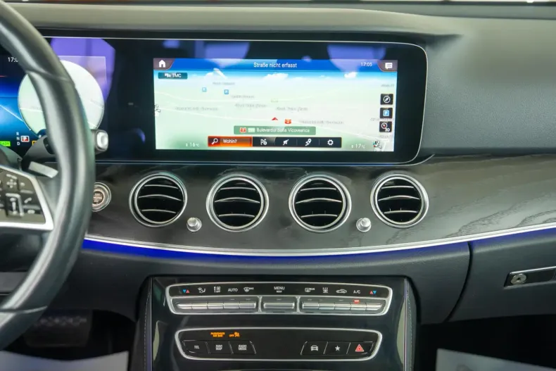 Mercedes-Benz 300e din 2021 cu 117.338 km - oferta MER157831 - foto 13