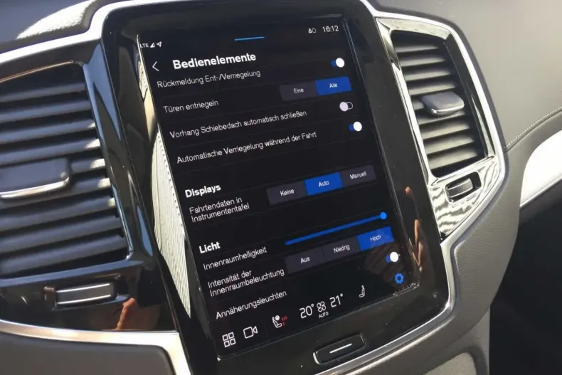 Volvo XC90 din 2024 cu 12.500 km - oferta VOL157837 - foto 7