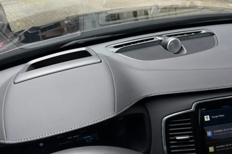 Volvo XC90 din 2024 cu 48.870 km - oferta VOL157839 - foto 20