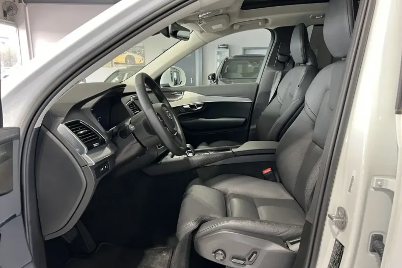 Volvo XC90 din 2024 cu 26.767 km - oferta VOL157843 - foto 22