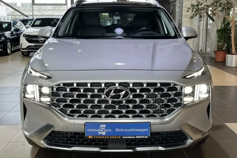 Hyundai SANTA FE din 2022 cu 66.481 km - oferta HYU157845 - foto 2