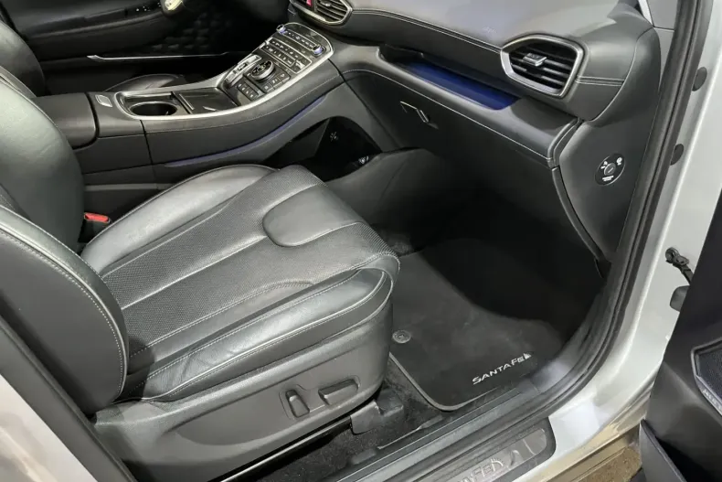 Hyundai SANTA FE din 2022 cu 66.481 km - oferta HYU157845 - foto 18