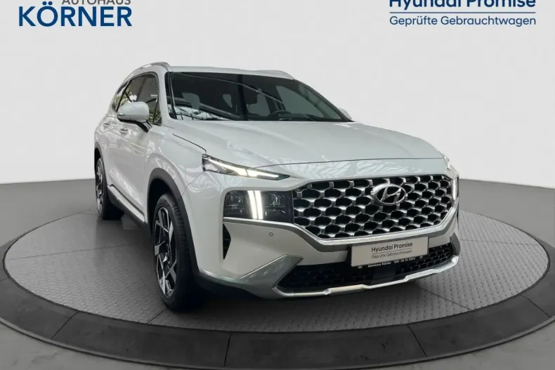 Hyundai SANTA FE din 2023 cu 52.127 km - oferta HYU157850 - foto 1