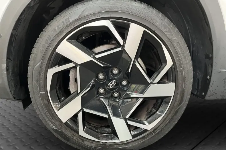 Hyundai SANTA FE din 2023 cu 52.127 km - oferta HYU157850 - foto 6