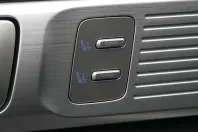 Hyundai SANTA FE din 2024 cu 14.990 km - oferta HYU157852 - foto 14