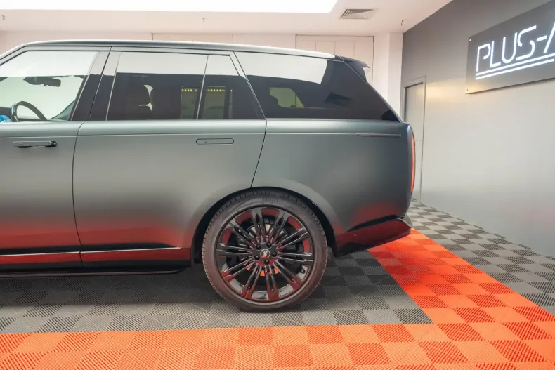 Land Rover Range Rover din 2024 cu 2.568 km - oferta LAN157861 - foto 9