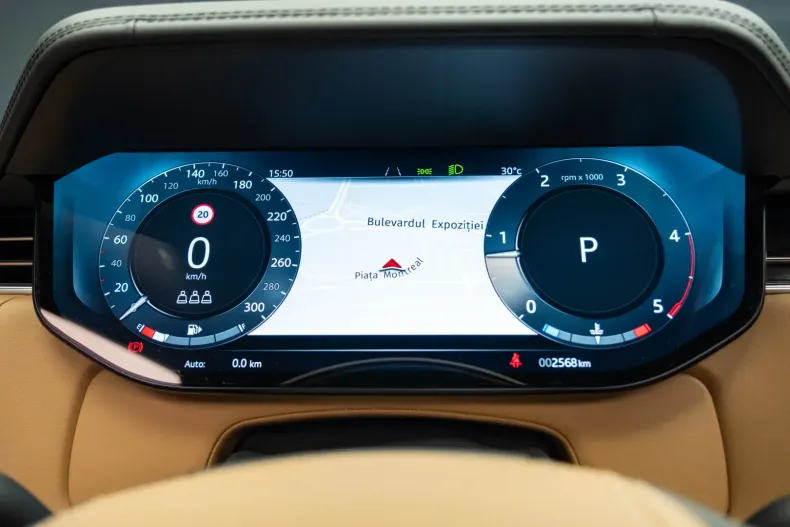 Land Rover Range Rover din 2024 cu 2.568 km - oferta LAN157861 - foto 18