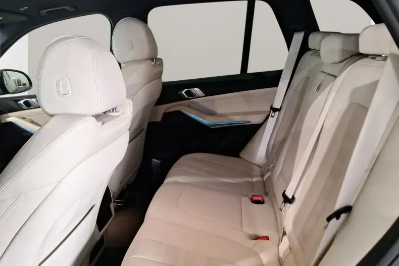 BMW X5 din 2022 cu 49.015 km - oferta BMW157866 - foto 6