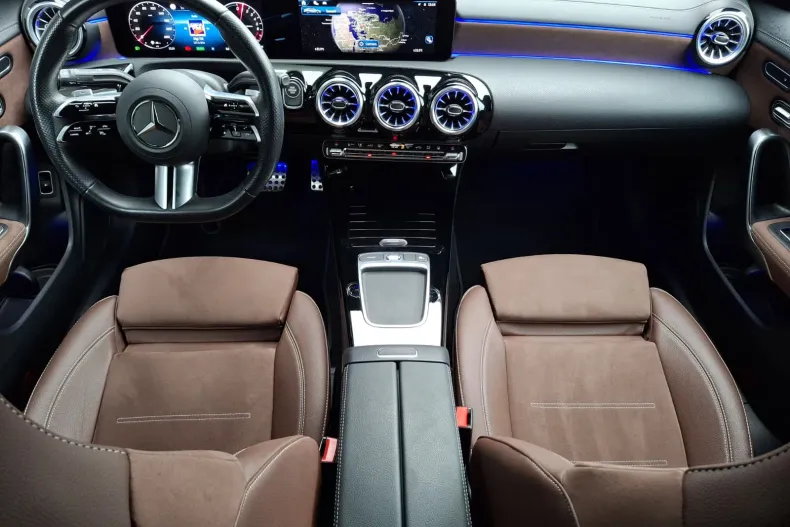 Mercedes-Benz CLA din 2023 cu 25.072 km - oferta MER157875 - foto 16