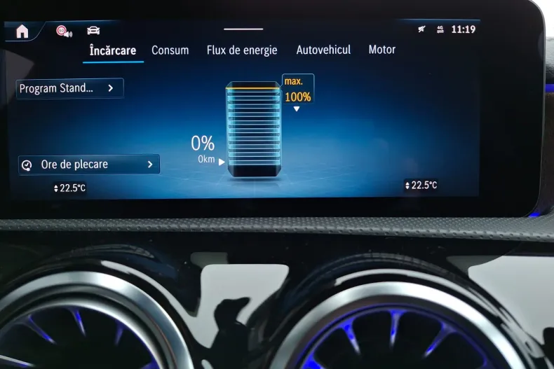 Mercedes-Benz CLA din 2023 cu 25.072 km - oferta MER157875 - foto 22