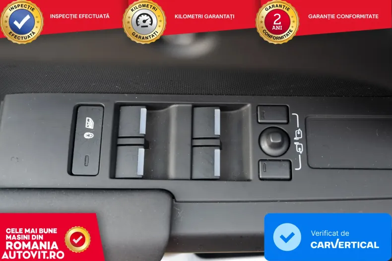 Land Rover Defender din 2024 cu 35.000 km - oferta LAN157884 - foto 8