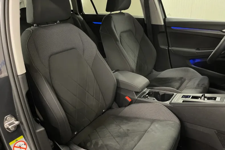 Volkswagen Golf din 2021 cu 55.628 km - oferta VOL157890 - foto 10