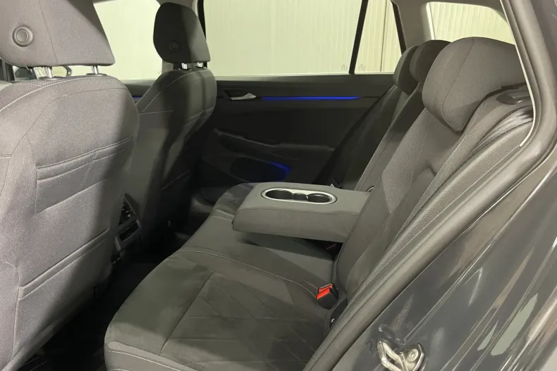 Volkswagen Golf din 2021 cu 55.628 km - oferta VOL157890 - foto 12