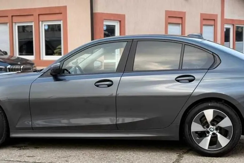 BMW Seria 3 din 2019 cu 72.000 km - oferta BMW157907 - foto 5