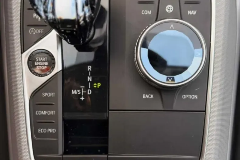 BMW Seria 3 din 2019 cu 72.000 km - oferta BMW157907 - foto 24