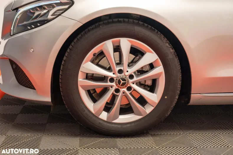 Mercedes-Benz C din 2019 cu 49.100 km - oferta MER157908 - foto 10