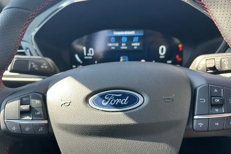 Ford Kuga din 2024 cu 4.500 km - oferta FOR157915 - foto 8