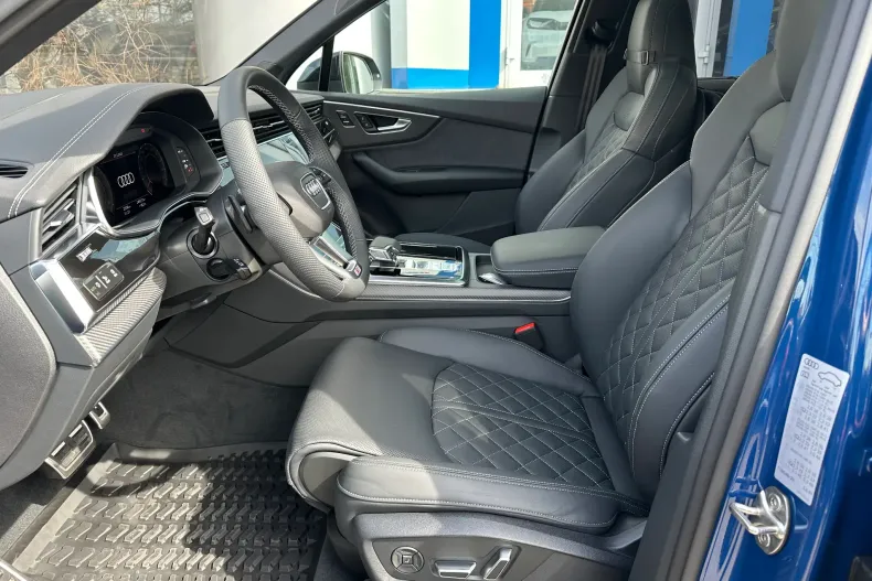 Audi Q7 din 2024 cu 5.000 km - oferta AUD157919 - foto 7
