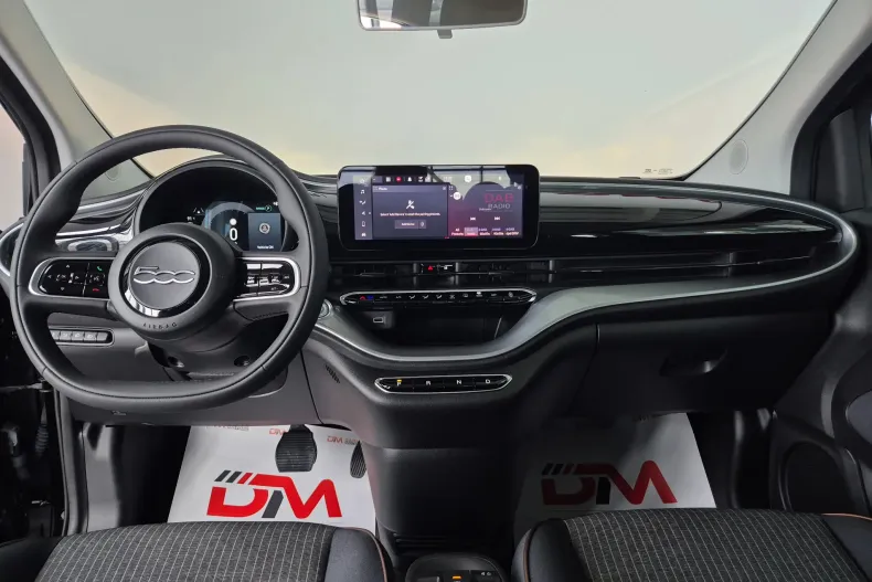 Fiat 500 din 2022 cu 8.300 km - oferta FIA157922 - foto 8