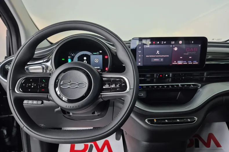 Fiat 500 din 2022 cu 8.300 km - oferta FIA157922 - foto 9