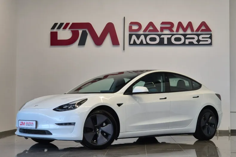 Tesla Model 3 din 2022 cu 69.900 km - oferta TES157923 - foto 1