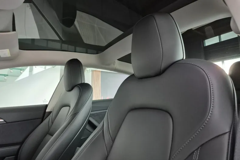 Tesla Model 3 din 2021 cu 106.000 km - oferta TES157924 - foto 16