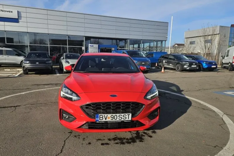 Ford Focus din 2019 cu 39.405 km - oferta FOR157925 - foto 2