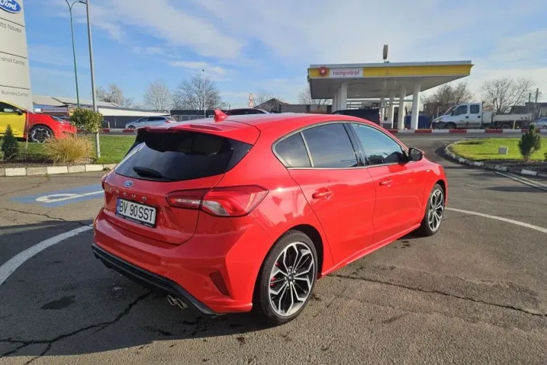 Ford Focus din 2019 cu 39.405 km - oferta FOR157925 - foto 5